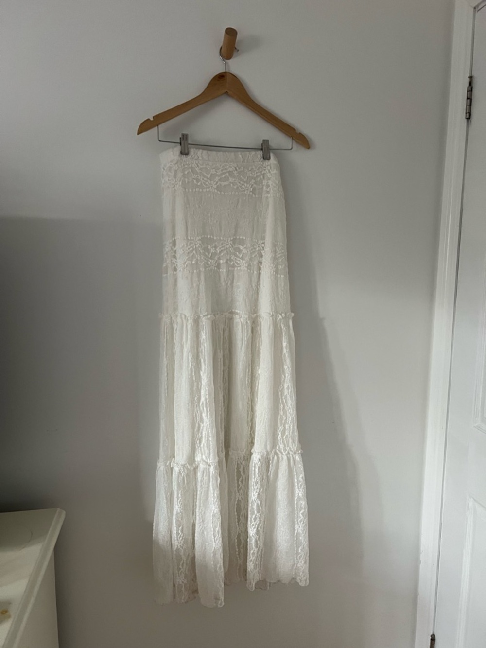 emory park Ivory Lace Tiered Maxi Skirt